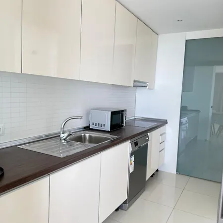 Apartment Modern Seaview Bossa *
